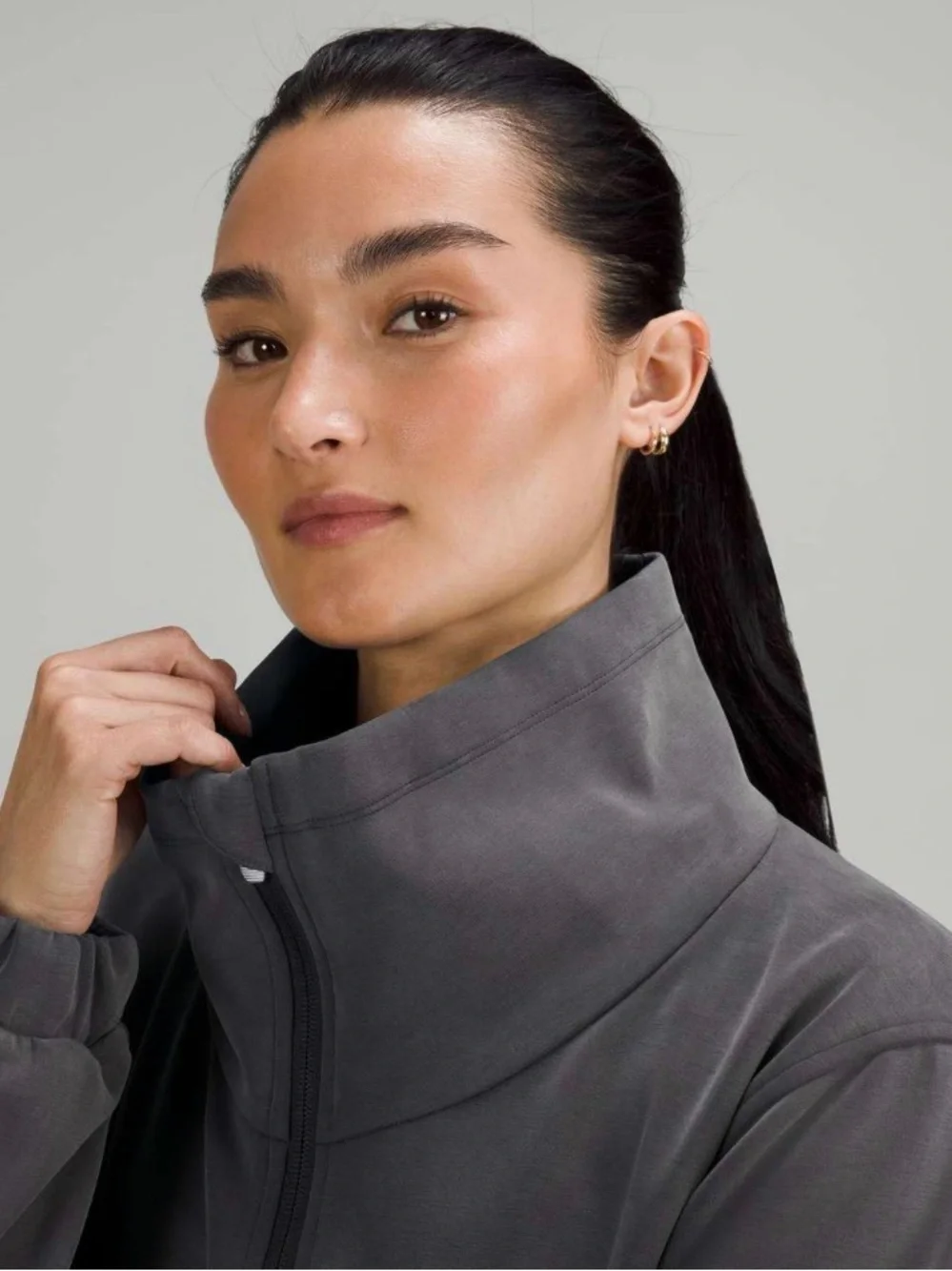 LULULEMON ATHLETICA WOMENS SOTFSTREME CINCH-WAIST JACKET!